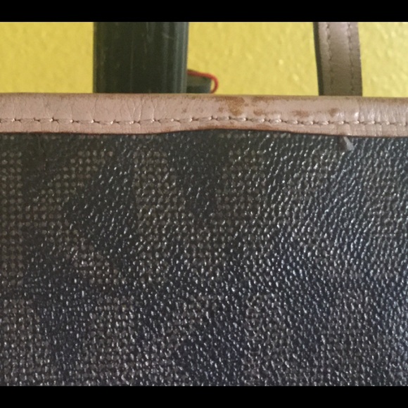 Handbag - Picture 6 of 8